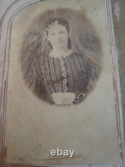 1860s CIVIL WAR ERA PHOTO ALBUM. 46 IMAGES. TINTYPES/CDV'S