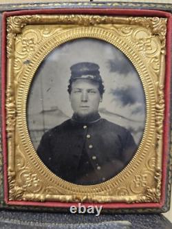 1860s CIVIL WAR INFANTRY OR CAVALRY TINTYPE PHOTO NEAR MINT ORANGE TAX STAMP