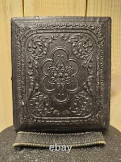 1860s CIVIL WAR INFANTRY OR CAVALRY TINTYPE PHOTO NEAR MINT ORANGE TAX STAMP