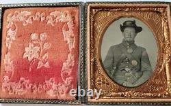 6th plate tintype of a Union freckled-face infantry sergeant, 2x armed