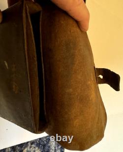 ATG. ORIG. U. S. CIVIL WAR LEATHER CARTRIDGE POUCH -MAKER J. T. SMITH w Initials