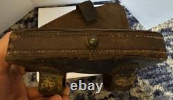 ATG. ORIG. U. S. CIVIL WAR LEATHER CARTRIDGE POUCH -MAKER J. T. SMITH w Initials