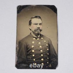 Antique C. 1860's Civil War Soldier Tintype Photograph with Three Rows of Buttons