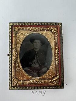 Antique Civil War Soldier Holding Pistol Tintype Photo In Gold Frame