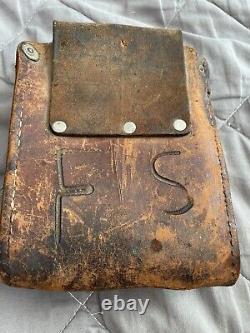 CIVIL WAR Antique Leather Ammunition Pouch RARE ITEM With Belt Hook Shows Wear