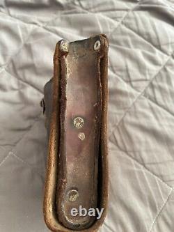 CIVIL WAR Antique Leather Ammunition Pouch RARE ITEM With Belt Hook Shows Wear
