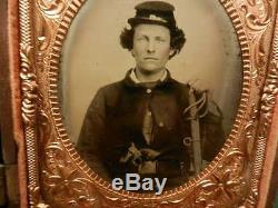 CIVIL War Soldier Tintype Sword Uniform +pistol + Blacksmith Farm Union Case