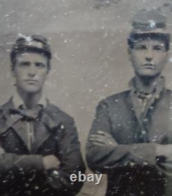CIVIL War Tintype 2 Soldier Pals Quarter Plate Size