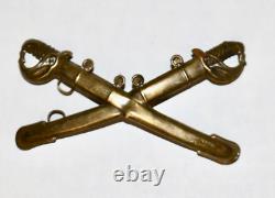 Calvary crossed sabers insigna civil war vintage SEE DESCRIPTION
