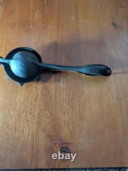 Cast Iron Juice Citrus Squeezer Civil War Era Ex Condition