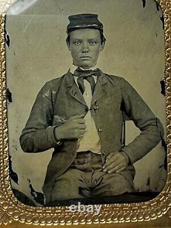 Civil War Ambrotype Portrait Confederate Rebel Solider In Leather Case