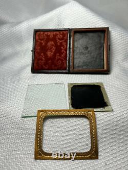 Civil War Ambrotype Portrait Confederate Rebel Solider In Leather Case