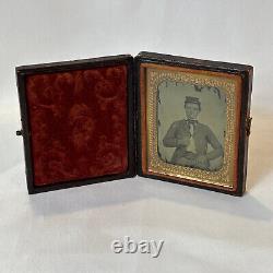 Civil War Ambrotype Portrait Confederate Rebel Solider In Leather Case