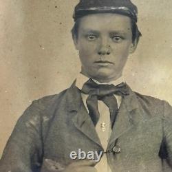 Civil War Ambrotype Portrait Confederate Rebel Solider In Leather Case