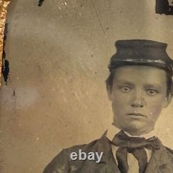 Civil War Ambrotype Portrait Confederate Rebel Solider In Leather Case