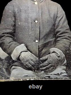 Civil War Calvaryman Soldier US Flag Tents Tintype Photograph 6th Plate Org Case