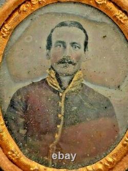 Civil War Era Tintype of Gentleman in Button Coat Round Tintype Photo & Case
