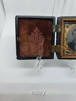 Civil War Gutta-Percha Case with Tin Type of Civilian