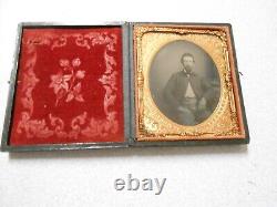 Civil War Soldier 1/6 Plate Ambrotype- Full Case