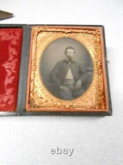 Civil War Soldier 1/6 Plate Ambrotype- Full Case