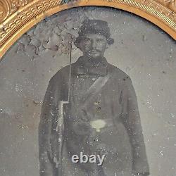 Civil War Soldier Tintype Photo Armed 1/4 Quarter Plate Partial Frame / Read