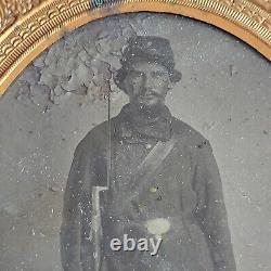 Civil War Soldier Tintype Photo Armed 1/4 Quarter Plate Partial Frame / Read