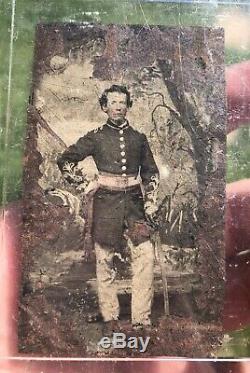 Civil War Tintype Image Photograph Of Officer With Sash & Sword