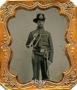 Civil War tintype Union cavalry bugler musician image with sword armed rare