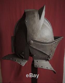 English Civil War close burgonet heavy cavalry helmet. Circa 1620