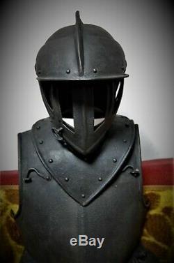 German or English Civil War pikeman's or quirasiers armour suit. C. 1650