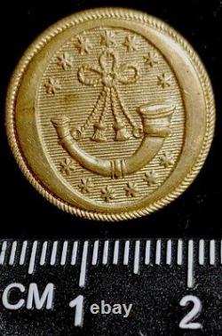 Non Dug Very Rare 1820's State Militia Rifleman's Sharpshooters Gold Gilt Button