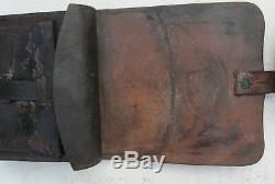 Orig. US Civil War Issued M1864 Pattern Cartridge Box WithOne Tin + buckles intact