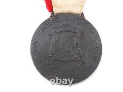 Original Spanish Civil War Fascist Nationalist Nurses Medal 1937 Siege of Bilbao