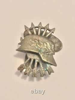 Original Spanish Franco Civil War Badge Pin