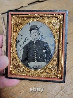 Original Vintage 1/6 Plate tintype Civil War young boy Soldier & hat photo rare