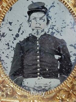 Original Vintage 1/6 Plate tintype Civil War young boy Soldier & hat photo rare