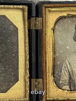 RARE 1/6 PLATE Gutta Percha CASE CIVIL WAR USS MONITORIRON WARSHIP - 9047