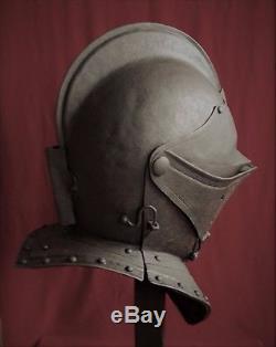 RARE! ECWith English Civil War close burgonet heavy cavalry helmet. Circa 1620