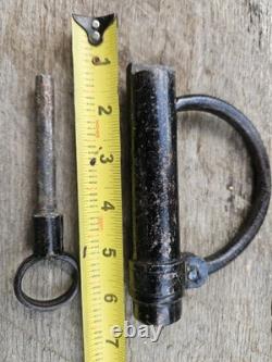 Rare CIVIL War Era Cast Iron Shackle Lock & Cylinder Key / Works Great