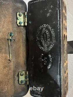 US 1872 Spanish War Or Indian War With NG Plate Pristine Condition Cartridge Box